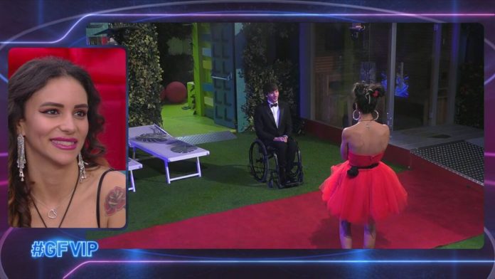 Grande Fratello Vip, Manuel Bortuzzo rientra in Casa per il regalo di San Valentino a Lulù | Video Mediaset Lulù e Manuel