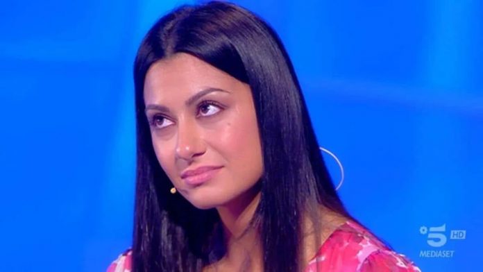 C’è Posta Per Te 2022: Maria Paola Spina e la sua storia con Leandro | Video Witty TV Maria Paola Spina a Ce posta per te