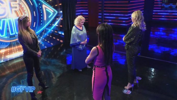 GF Vip, la Casa divisa in due gruppi: Miriana e Manila Vs Katia e Soleil. La Bruganelli: “Miriana non ti mettere a piagnucolare perché mi dai fastidio” | Video Mediaset Miriana e Manila Vs Katia e Soleil