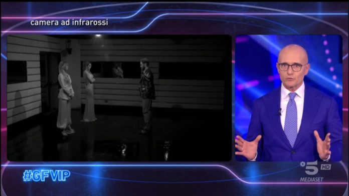 GF Vip, Alex Belli, Delia Duran e Soleil Sorge: la resa dei conti. Chi si sta facendo più male? | Video Mediaset Soleil Alex Delia