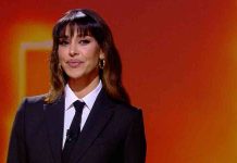Belen Rodriguez in lacrime ricorda Maurizio Costanzo a Le Iene: piovono critiche social “non eri nemmeno ai funerali” Belen Rodriguez a Le Iene