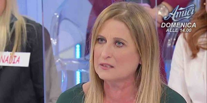 Uomini e Donne, Daniela riprende Sara: “non sei stata corretta e coerente con me” | Video Witty Tv Daniela a Uomini e Donne
