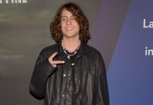 Sanremo 2022, Sangiovanni e il consiglio di Giulia Stabile: “Vuole che mi prenda la mia boccata d’aria e mi ha detto di spaccare” sangiovanni