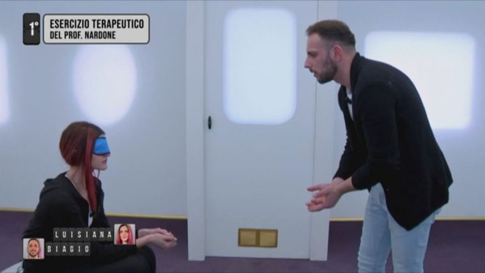 Ultima Fermata, la verità di Luisiana e l’esercizio terapeutico con Biagio del Prof. Nardone | Video WittyTv Esercizio terapeutico Biagio e Luisiana