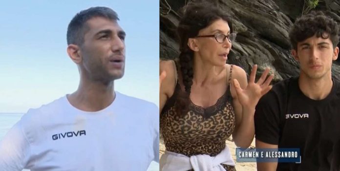 Isola dei Famosi 2022: Jeremias contro Carmen Di Pietro e Alessandro: “non vi vogliamo sull’Isola” | Video Mediaset Isola dei famosi 2022