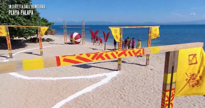 Isola dei Famosi 2022, la “pelota honduregna”: quarta prova ricompensa per conquistare il fuoco | Video Mediaset Isola dei famosi 2022 prova ricompensa