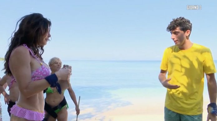 L'isola dei famosi 2022 Alessandro vs carmen di pietro