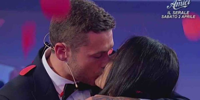 La scelta di Matteo a Uomini e Donne è Valeria: “ricordo ancora quando sei scesa per me” | Video Witty Tv scelta di Matteo a Uomini e Donne