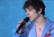 Alex ad Amici 21, settima puntata Serale, canta: Sogni al cielo | Video Witty Tv Alex Amici 22