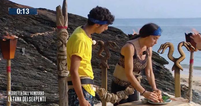 Carmen Di Pietro mangia la lasagna e vince la prova leader a L’Isola dei Famosi 2022 | Video Mediaset Carmen di pietro isola dei famosi 2022 lasagna