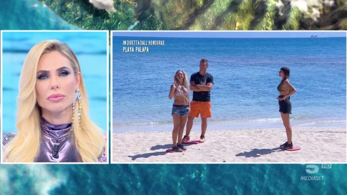 Isola dei Famosi 2022: lo scontro per il cibo tra Laura, Clemente e Guendalina | Video Mediaset Isola dei Famosi 2022 Laura, Clemente e Guendalina