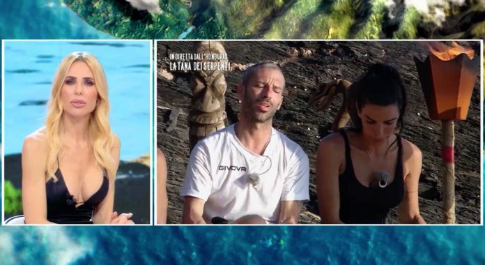 Isola dei Famosi 2022 Marco Melandri e Jovana: il loro momento di sconforto | Video Mediaset Isola dei famosi