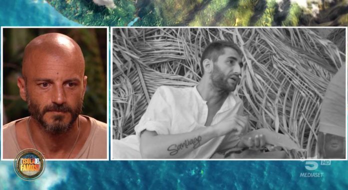Jeremias Rodriguez e Nicolas Vaporidis, è scontro a L’Isola dei Famosi 2022 | Video Mediaset Jeremias Rodriguez e Nicolas Vaporidis L'Isola dei Famosi 2022