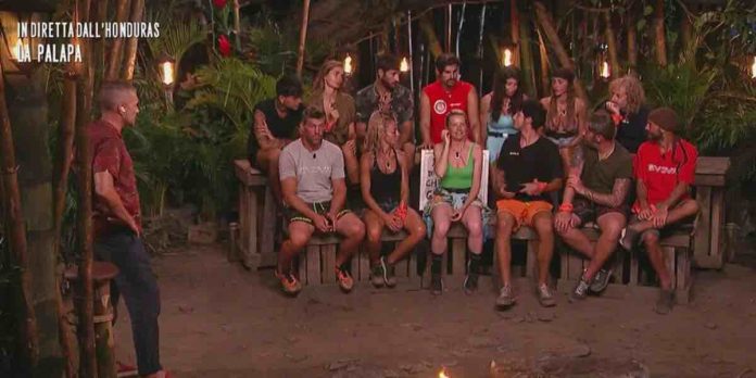 Isola dei Famosi 2022: i nominati della settimana e le nomination di ieri sera 25 aprile | Video Mediaset Isola dei Famosi 2022 nomination 25 aprile