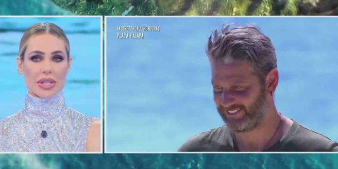 Isola dei Famosi 2022: Edoardo contro Blind, Ilona a Nicolas “pentiti!” | Video Mediaset Isola dei Famosi 2022 Edoardo contro Bilind, Illona contro Nicolas