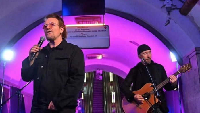 Bono Vox U2 Kiev Concerto a Sorpresa