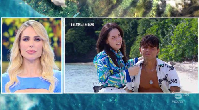 Isola dei Famosi 2022, sorpresa per Blind: arriva la sua fidanzata Greta | Video Mediaset Isola dei famosi 2022 Blind e Greta