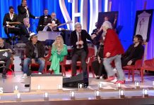 Lite tra Sgarbi e Mughini al Maurizio Costanzo Show, il video Mediaset della “Rissa” Maurizio Costanzo rissa Vittorio Sgarbi Giambiero Mughini