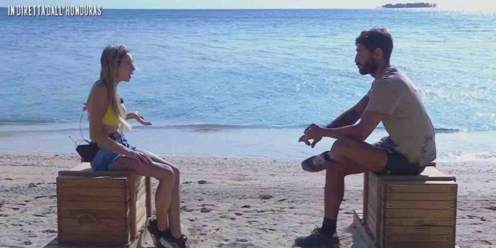 Isola dei Famosi 2022, Beatriz incontra prima Estefania e poi l’ex Roger | Video Mediaset Roger e Beatriz a L'isola dei Famosi 2022