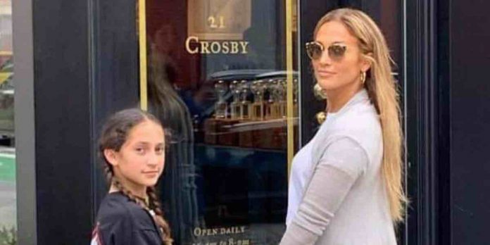 Jennifer Lopez con la figlia Emma