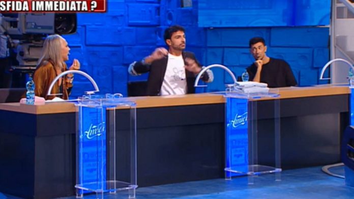 Alessandra Celentano e Raimondo Todaro litigano ad Amici 22: Asia piange | Video Witty Tv Alessandra Celentano e Raimondo Todaro