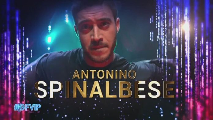 Grande Fratello Vip, l’ingresso in Casa di Antonino Spinalbese ex di Belen Rodriguez | Video Mediaset Antonino Spinalbese