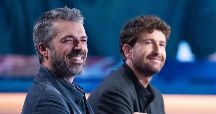 Luca Argentero e Alessandro Siani a Verissimo: una nuova avventura insieme | Video Mediaset Luca Argentero e Alessandro Siani