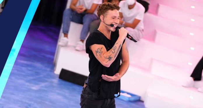 Amici 22, Maria De Filippi ha discusso con Wax ai casting? | Video Witty Tv Wax Amici 23