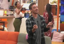 Grande Fratello Vip, lite nella notte: Antonino Spinalbese VS Charlie Gnocchi. “Ma finiscila… Non sono un idiota smettila di manipolarmi” | Video Mediaset Antonino Spinalbese Vs Gnocchi