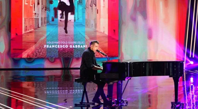 Francesco Gabbani a Tu si que vales: Belen gli confida, “Per me sei un filosofo” | Video Witty Tv Francesco Gabbani a Tu si que vales