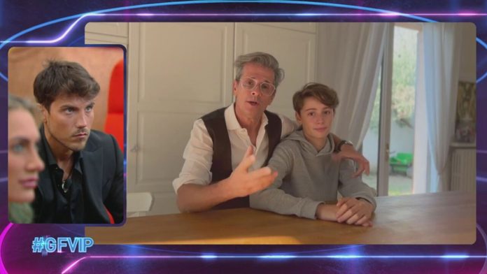 Grande Fratello Vip, il videomessaggio di Marco Bellavia ai Vipponi sulla salute mentale | Video Mediaset Marco Bellavia Videomessaggio