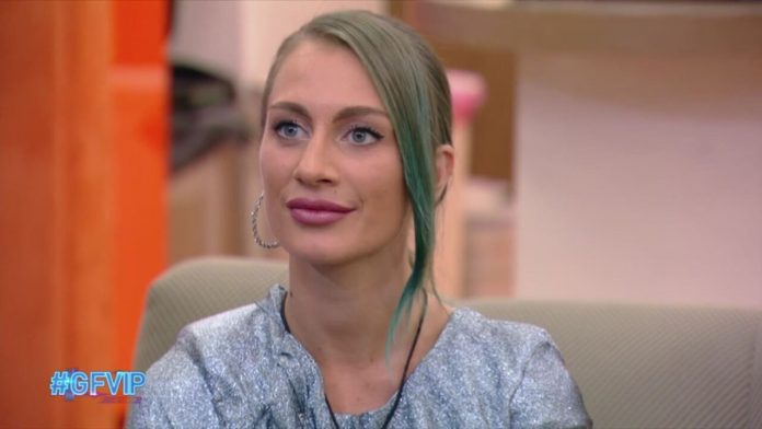 Grande Fratello Vip, la storia di Nikita Pelizon e una dolce sorpresa per lei | Video Mediaset Nikita Pelizon