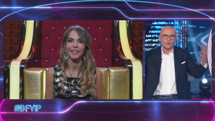 Sara Manfuso ha abbandonato la casa del Grande Fratello Vip | Video Mediaset Sara abbandona la Casa