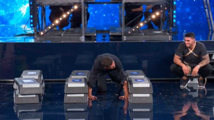 Teo Mammucari a Tu si que vales 2022: prova superata brillantemente | Video Witty Tv Teo Mammucari a Tu si que vales