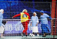 Tu si que vales 2022: Maria De Filippi fa goal al team di suore | Video Witty Tv Tu si que vales 2022