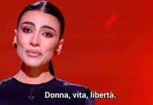 Giulia Salemi manda un messaggio alle donne iraniane a Le Iene: “siamo con voi” | Video Mediaset Giulia Salemi a Le Iene