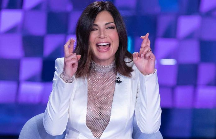Alessia Mancini a Verissimo: una nuova sfida in libreria | Video Mediaset Alessia Mancini a Verissimo