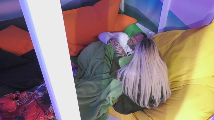 Grande Fratello Vip, continua la conoscenza tra Edo Tavassi e Micol Incorvaia: “Fuori di qui, ti voglio nella mia vita” | Video Mediaset Edo Tavassi e Micol Incorvaia