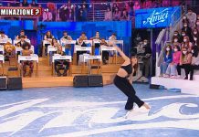 Giulia Stabile balla ad Amici 22: la dimostrazione della coreografia ”Ta fete” | Video Witty Tv Giulia Stabile ad Amici 22