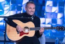 Nek a Verissimo: “La mia mano è all’80% dopo due anni” | Video Mediaset Nek a Verissimo