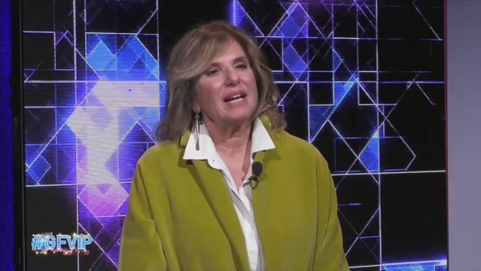 Grande Fratello Vip, sorpresa per Edoardo Donnamaria: arriva la Mamma Chicca | Video Mediaset Chicca mamma di Edoardo