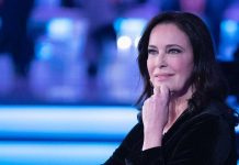 Clarissa Burt a Verissimo: una vita difficile e un padre violento | Video Mediaset Clarissa Burt a Verissimo