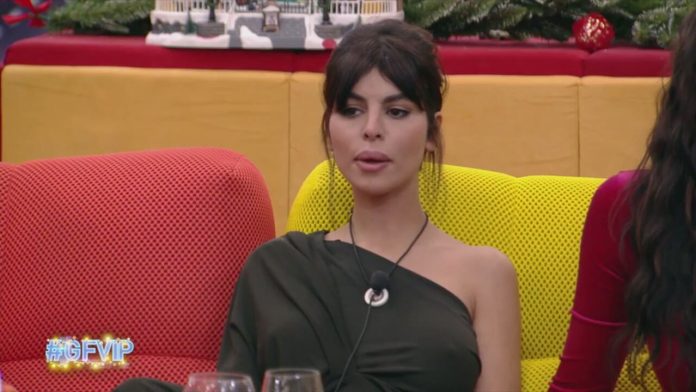 Grande Fratello, Dana Saber contro tutti: la vip litiga con mezza Casa | Video Mediaset Dana Saber