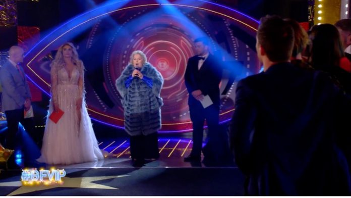 Grande Fratello Vip, Katia Ricciarelli canta “Ave Maria” al “matrimonio” di Francesca Cipriani e Alessandro Rossi | Video Mediaset Katia Ricciarelli al GF Vip