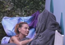 Grande Fratello Vip, Nikita Pelizon in crisi per Onestini. La Rossetti: “L’amore fa stare bene e fa stare male” | Video Mediaset Nikita in crisi, Patrizia la consola