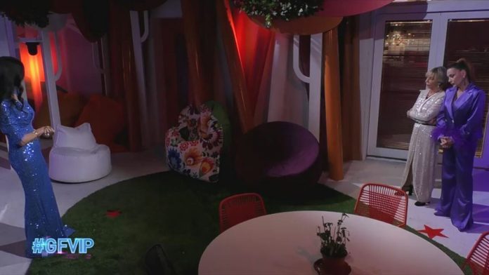 Grande Fratello Vip, confronto infuocato tra Pamela Prati, Patrizia Rossetti e Wilma Goich | Video Mediaset Prati Rossetti Goich