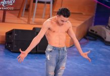 Amici 22 Mattia si ferisce al piede ballando scalzo: l’ira di Todaro | Video Witty Tv Amici 22 Mattia si ferisce