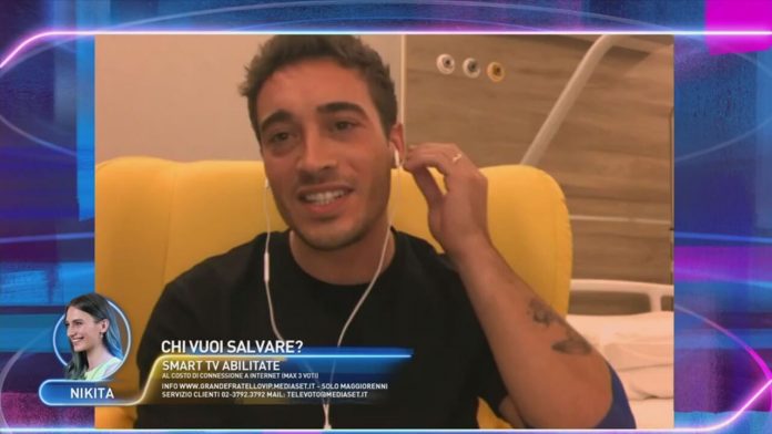 Grande Fratello Vip, Antonino Spinalbese in collegamento dall’ospedale, tornerà presto in Casa | Video Mediaset Antonino in collegamento dall'ospedale