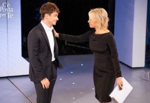 Charles Leclerc a C’è Posta per te 2023: la sorpresa di Eleonora a Giulio | Video Witty Tv Charles Leclerc a C'è Posta per te