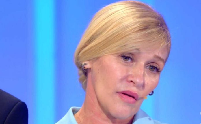 C’è Posta per te 2023, la storia di Anna e della figlia ritrovata dopo 16 anni | Video Witty Tv C'è Posta per te